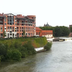  Appartement Standing A En Centre France